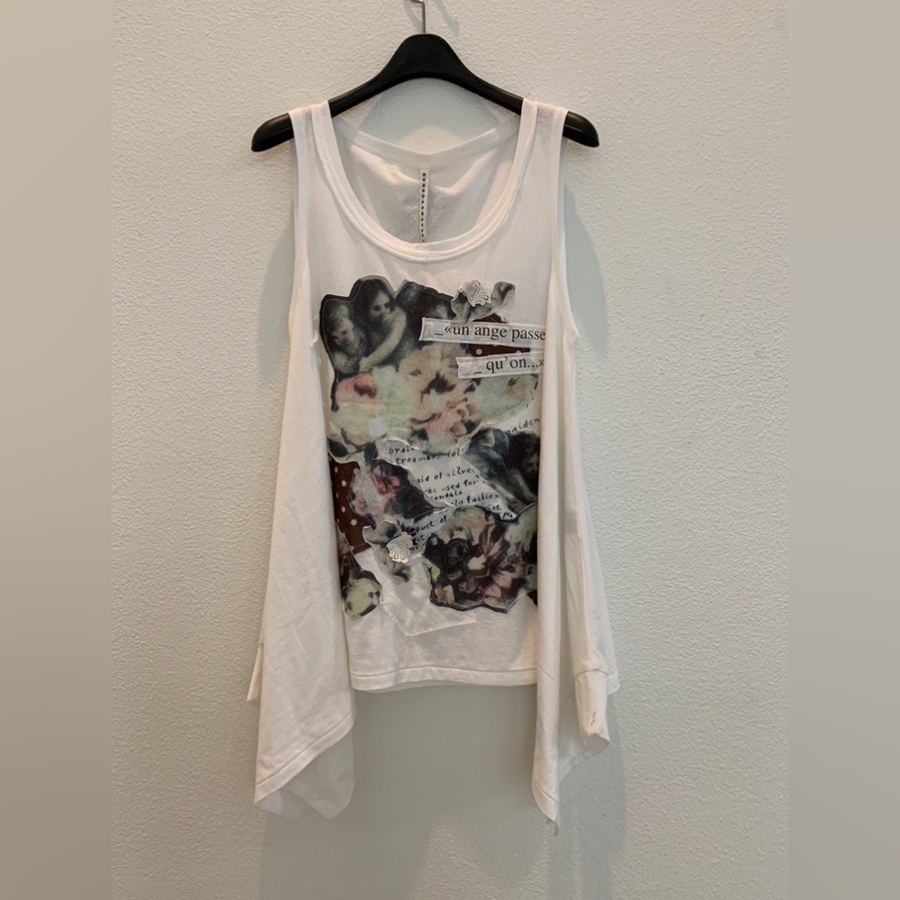 Sunao Kuwahara White Sleeveless shirt